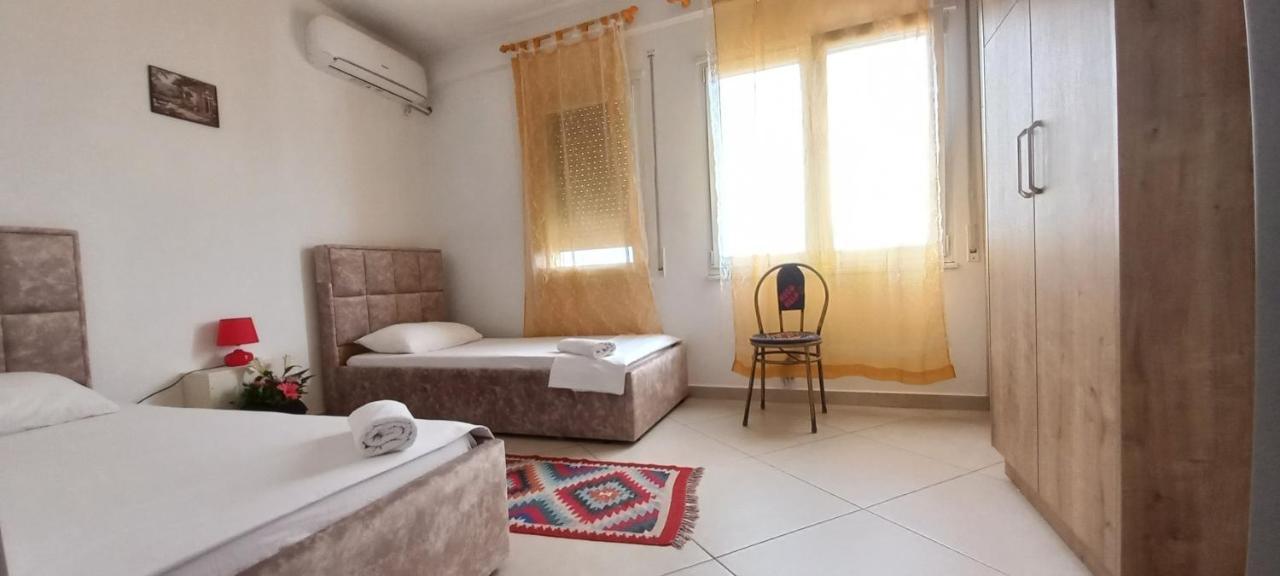 Guesthouse Bela Tirana Buitenkant foto
