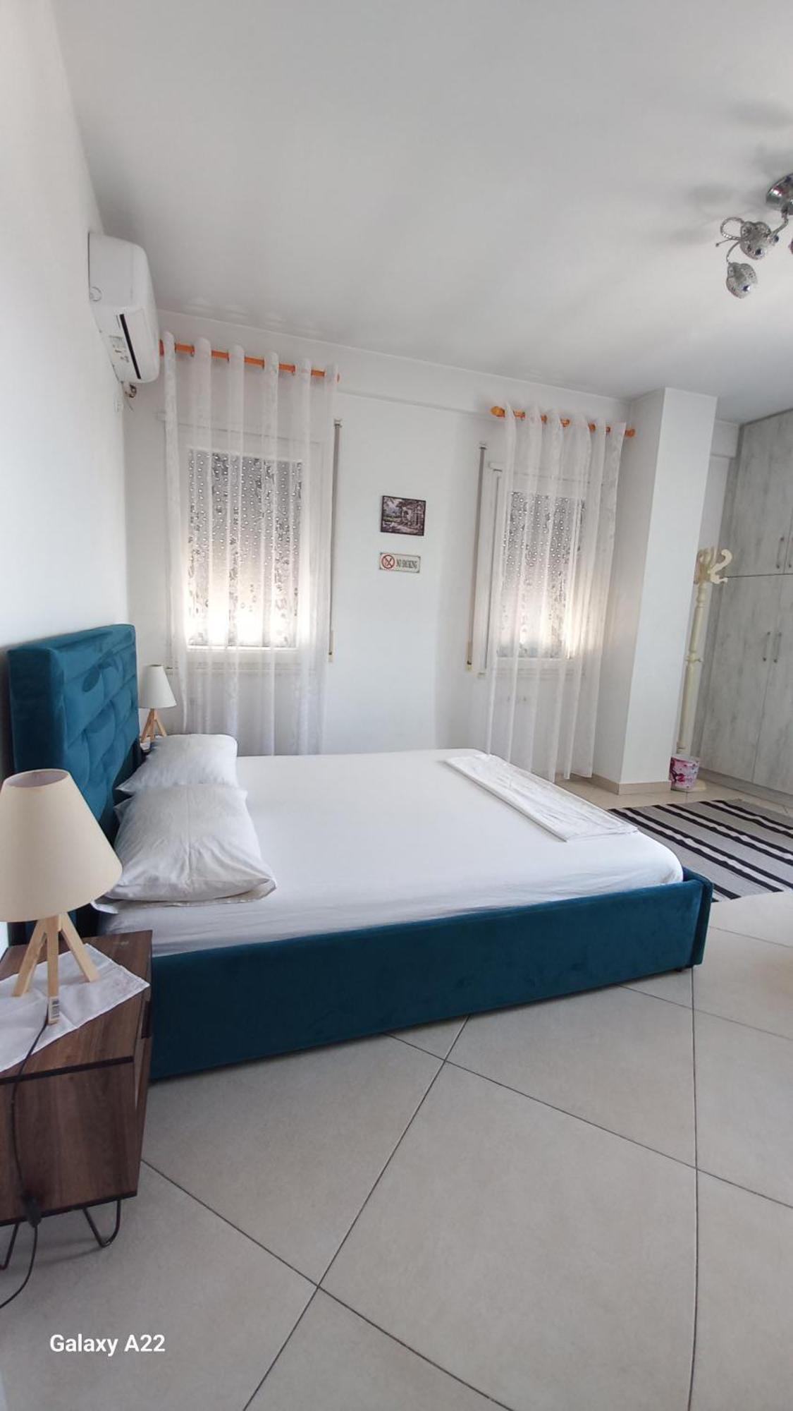 Guesthouse Bela Tirana Buitenkant foto
